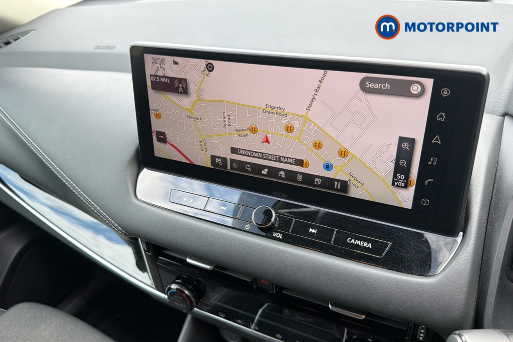 Nissan Qashqai N-Connecta Manual Petrol SUV - Stock Number (1649987) - 9th supplementary image