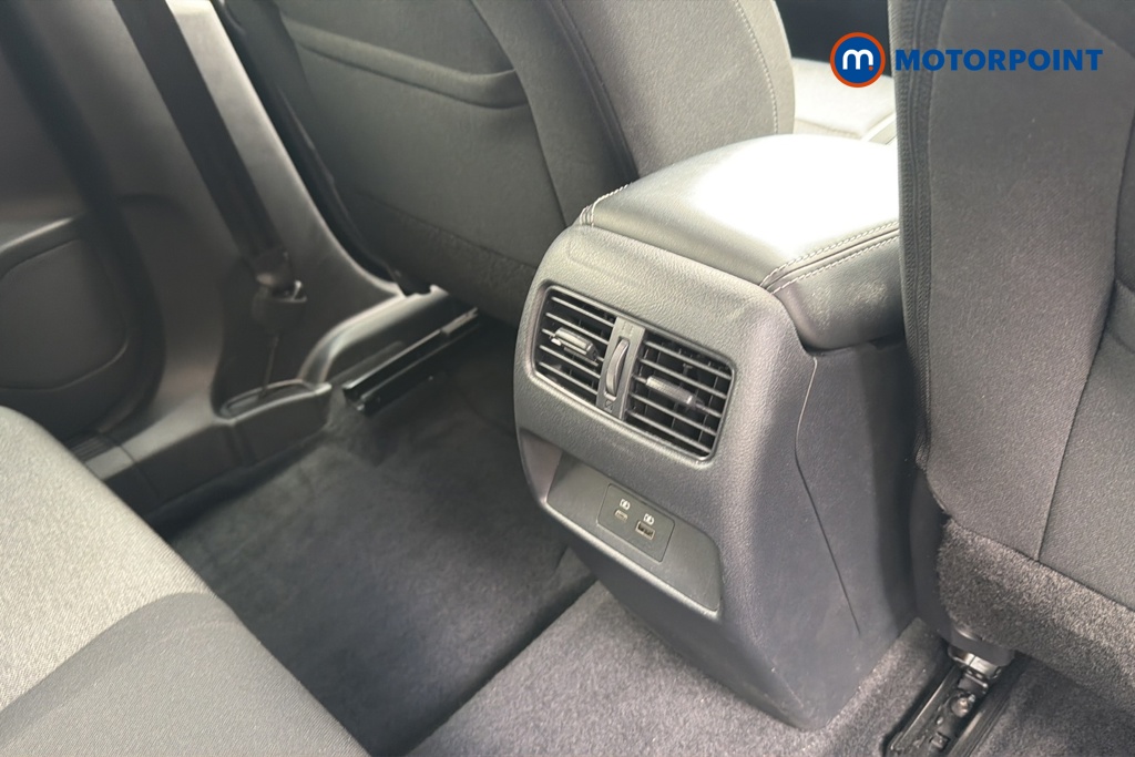 Nissan Qashqai N-Connecta Manual Petrol SUV - Stock Number (1649987) - 28th supplementary image