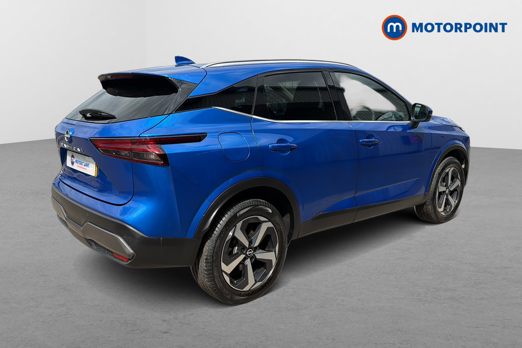 Nissan Qashqai N-Connecta Manual Petrol SUV - Stock Number (1649987) - Passenger side rear corner
