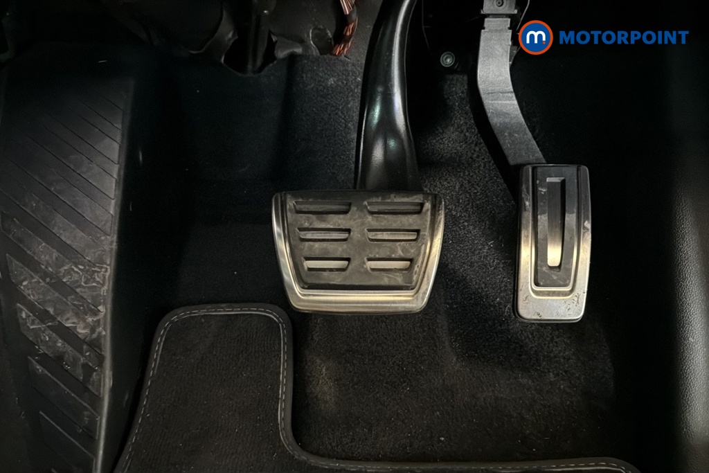 Volkswagen Tiguan R-Line Edition Automatic Petrol SUV - Stock Number (1650061) - 24th supplementary image