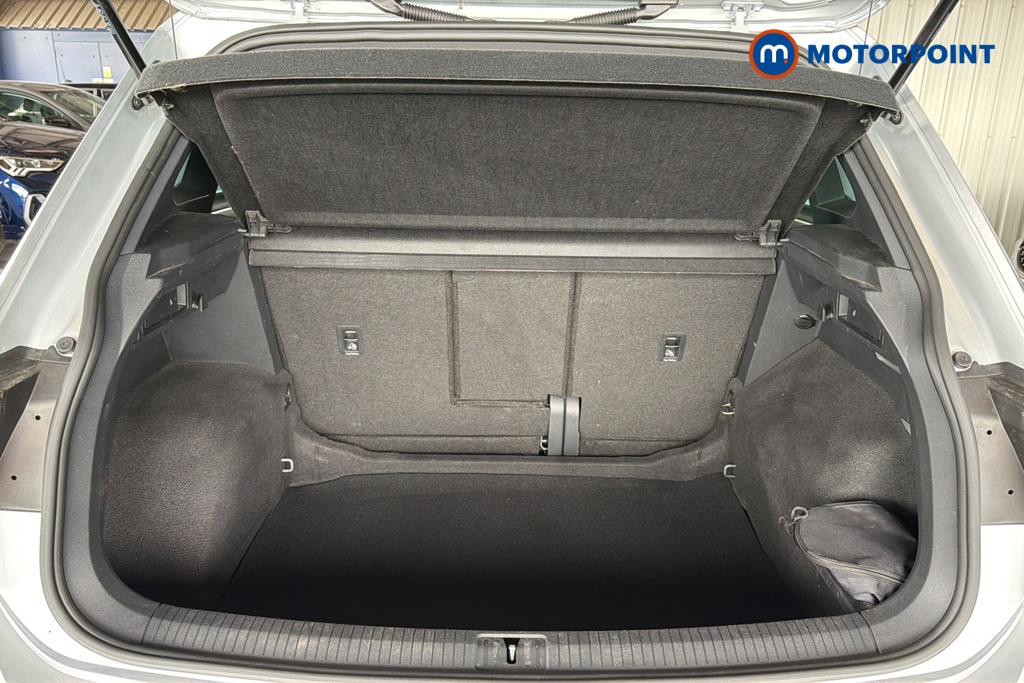 Volkswagen Tiguan R-Line Edition Automatic Petrol SUV - Stock Number (1650061) - 30th supplementary image