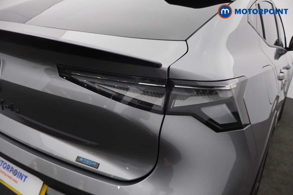 Renault Rafale Techno Esprit Alpine Automatic Petrol-Electric Hybrid SUV - Stock Number (1650150) - 3rd supplementary image