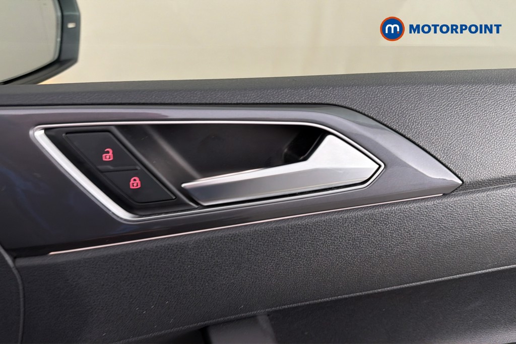 Volkswagen Polo R-Line Manual Petrol Hatchback - Stock Number (1650228) - 42nd supplementary image