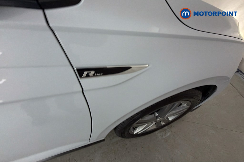 Volkswagen Polo R-Line Manual Petrol Hatchback - Stock Number (1650228) - 46th supplementary image