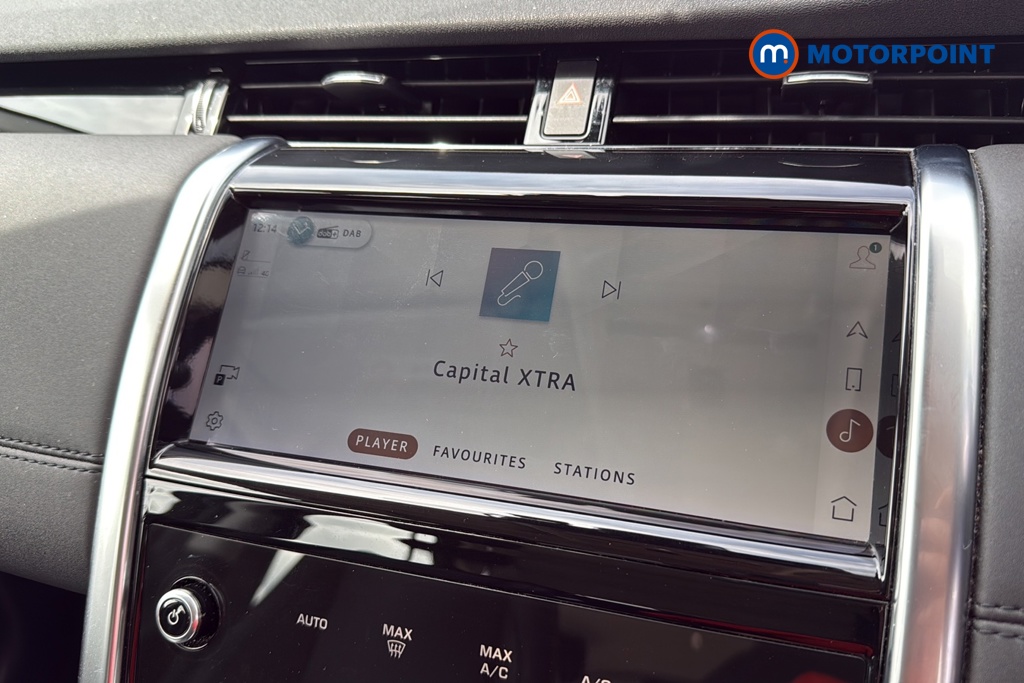 Land Rover Discovery Sport SE Automatic Petrol SUV - Stock Number (1650843) - 8th supplementary image
