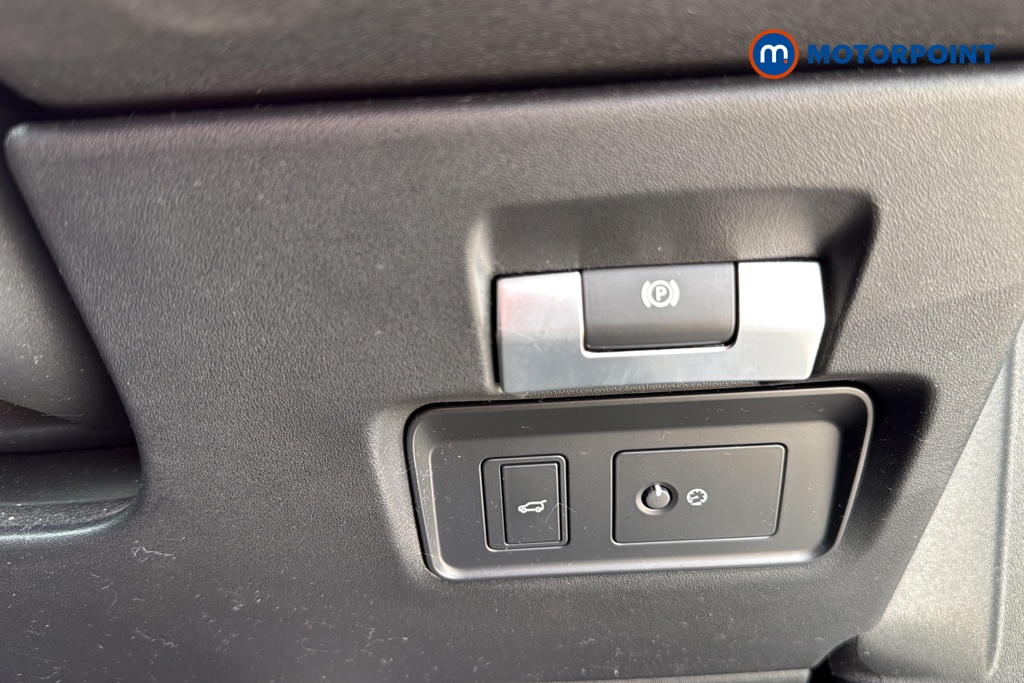 Land Rover Discovery Sport SE Automatic Petrol SUV - Stock Number (1650843) - 11th supplementary image