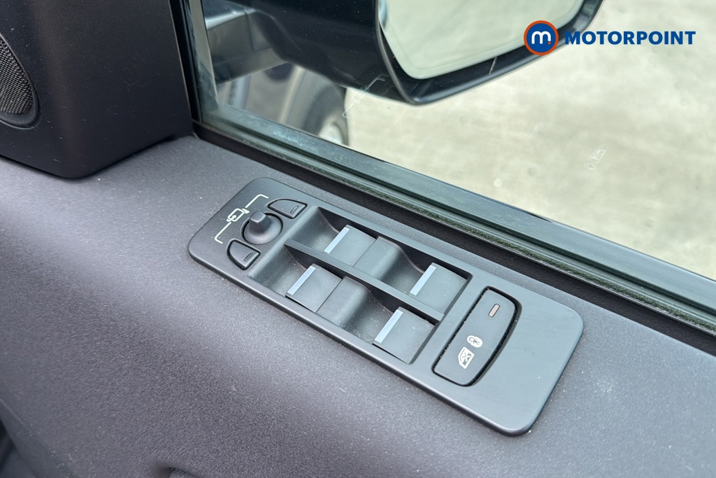 Land Rover Discovery Sport SE Automatic Petrol SUV - Stock Number (1650843) - 19th supplementary image