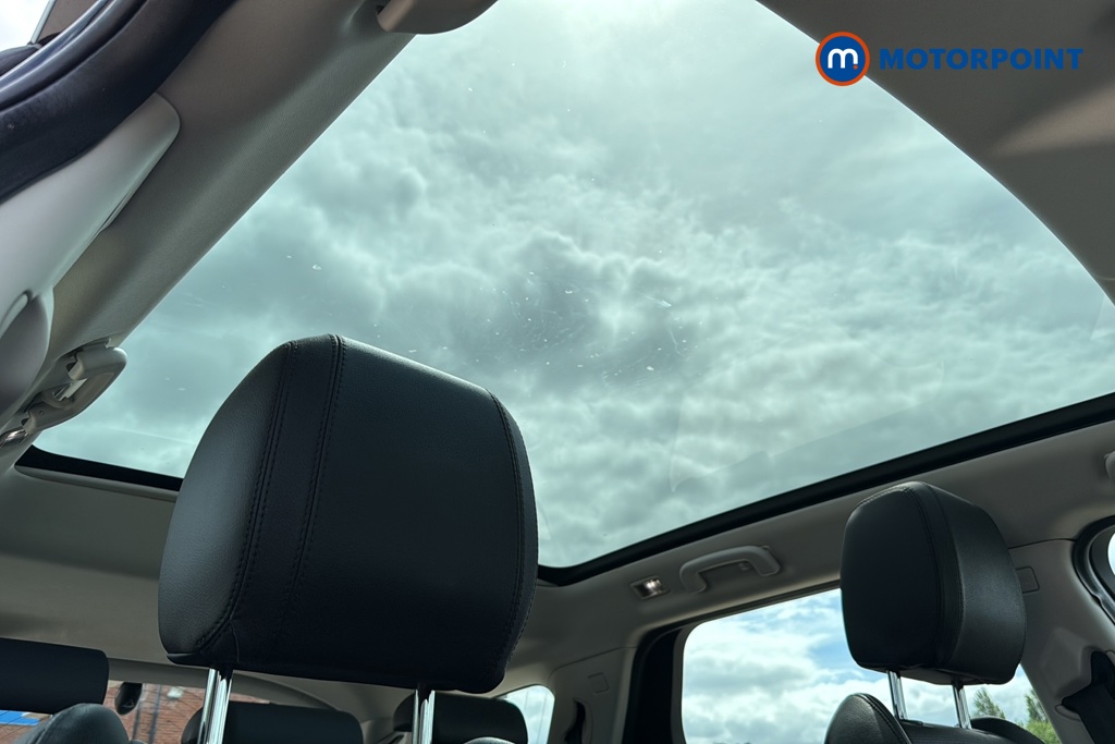 Land Rover Discovery Sport SE Automatic Petrol SUV - Stock Number (1650843) - 20th supplementary image