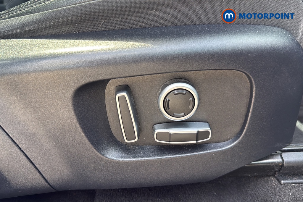 Land Rover Discovery Sport SE Automatic Petrol SUV - Stock Number (1650843) - 23rd supplementary image