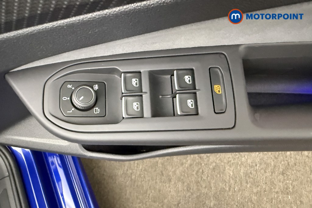 Volkswagen Golf R Automatic Petrol Hatchback - Stock Number (1650858) - 3rd supplementary image