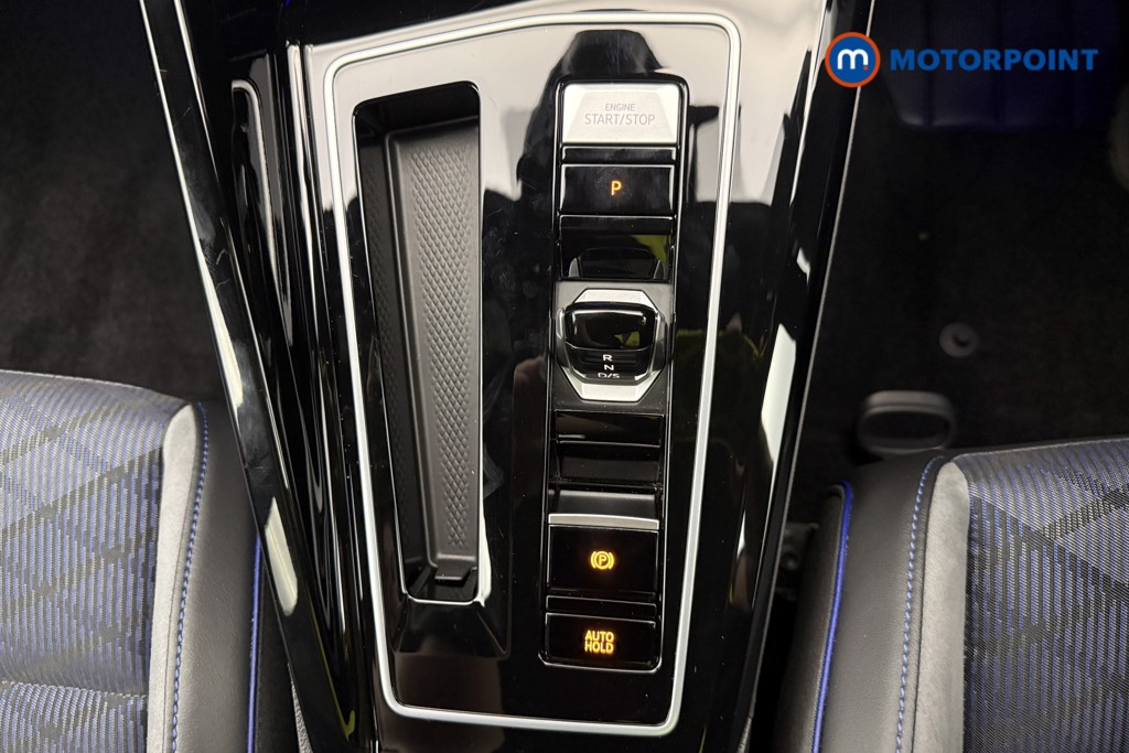 Volkswagen Golf R Automatic Petrol Hatchback - Stock Number (1650858) - 6th supplementary image