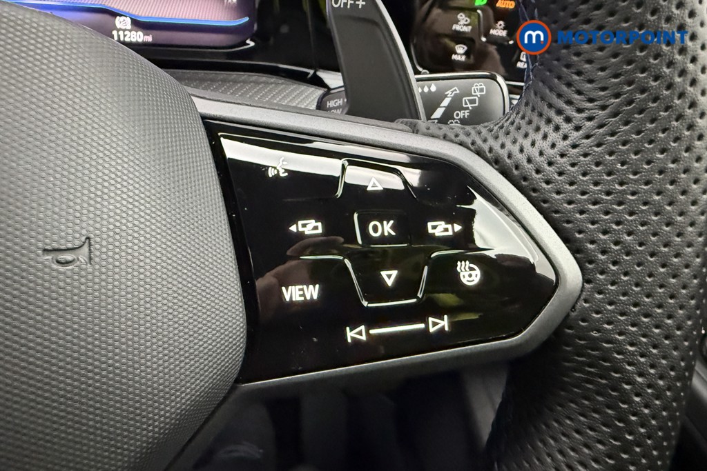 Volkswagen Golf R Automatic Petrol Hatchback - Stock Number (1650858) - 8th supplementary image