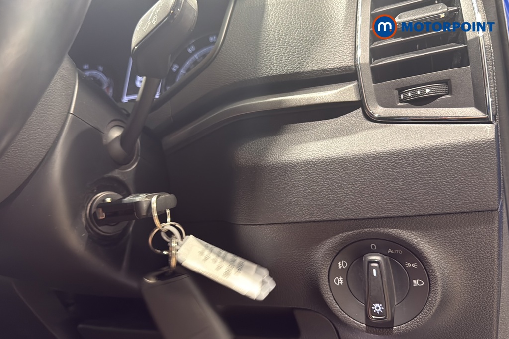 Skoda Karoq Se Technology Manual Petrol SUV - Stock Number (1650944) - 11th supplementary image