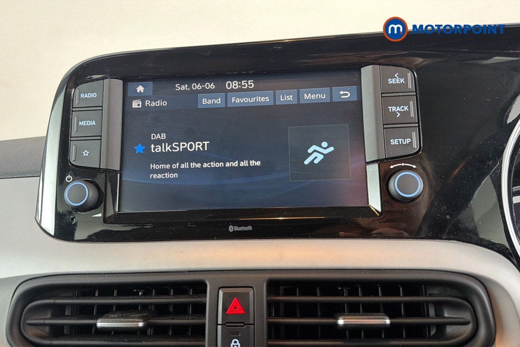 Hyundai I10 Premium Automatic Petrol Hatchback - Stock Number (1636612) - 9th supplementary image