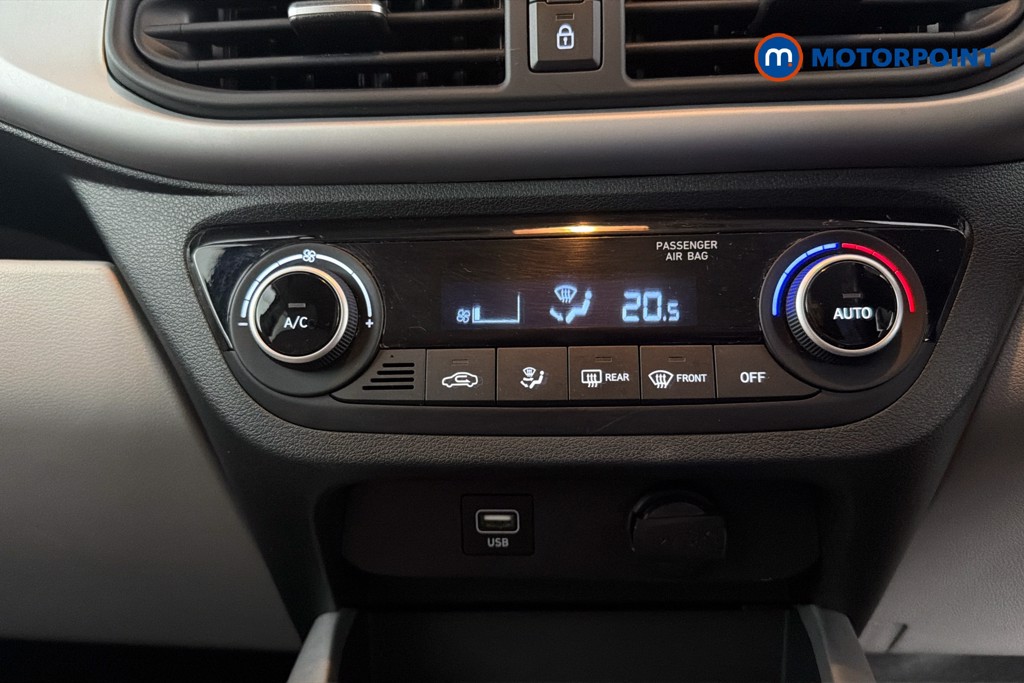 Hyundai I10 Premium Automatic Petrol Hatchback - Stock Number (1636612) - 12th supplementary image