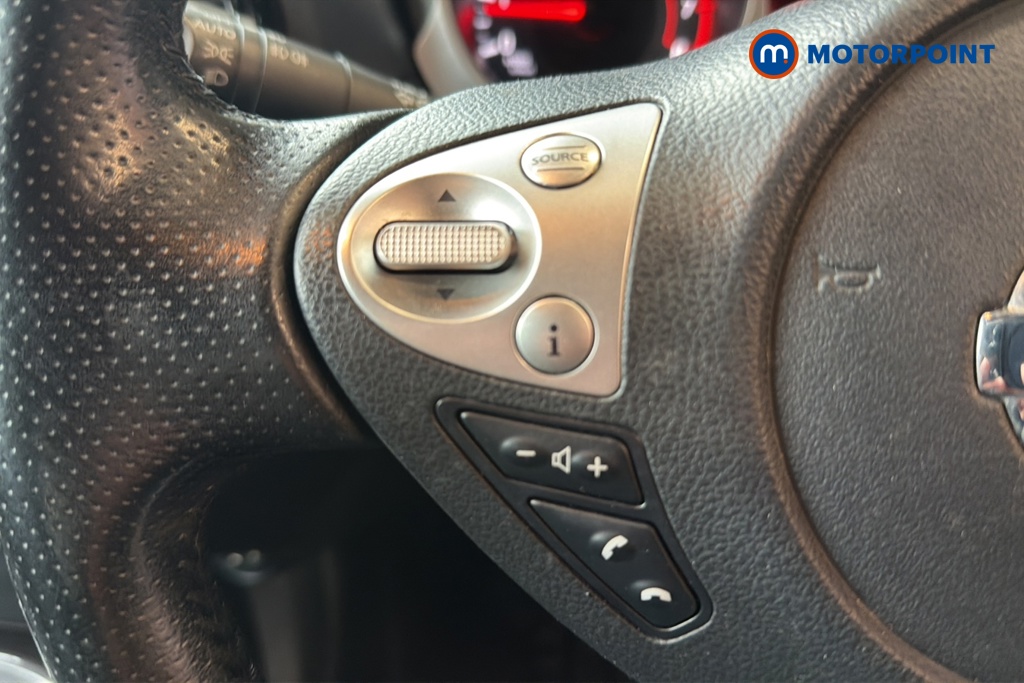 Nissan Juke N-Connecta Automatic Petrol SUV - Stock Number (1646592) - 4th supplementary image
