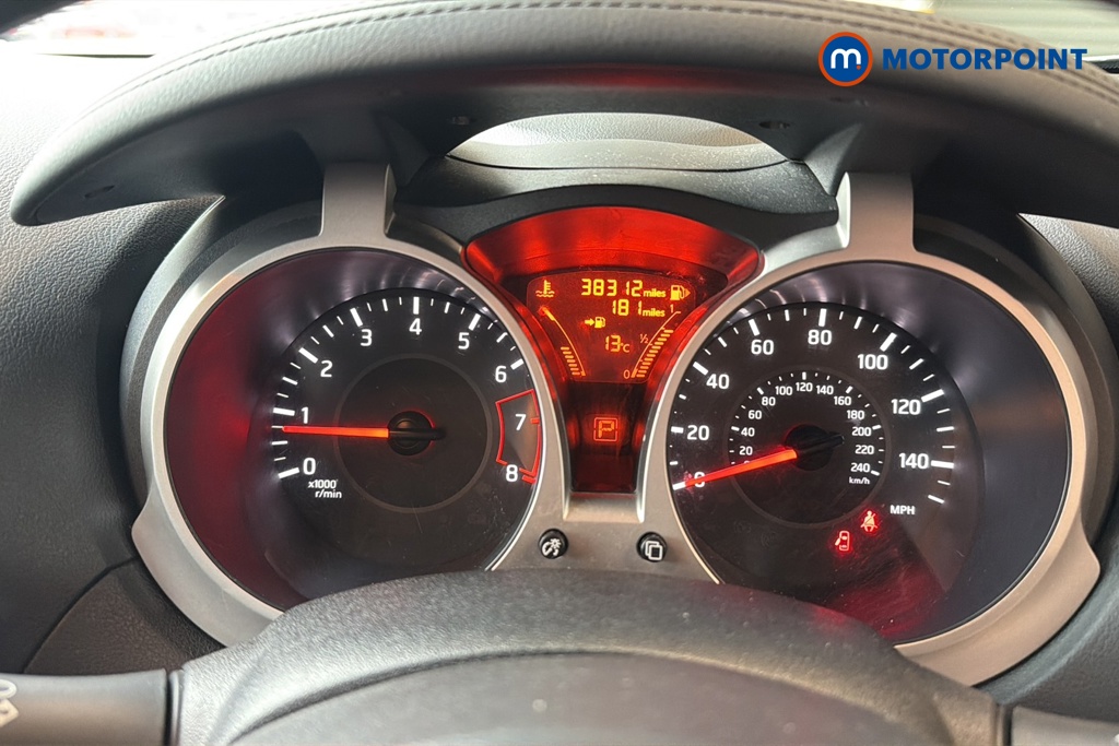 Nissan Juke N-Connecta Automatic Petrol SUV - Stock Number (1646592) - 7th supplementary image