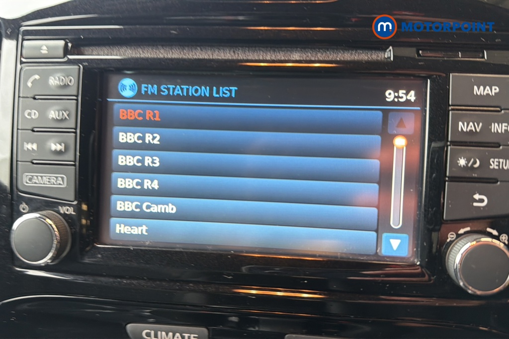 Nissan Juke N-Connecta Automatic Petrol SUV - Stock Number (1646592) - 8th supplementary image
