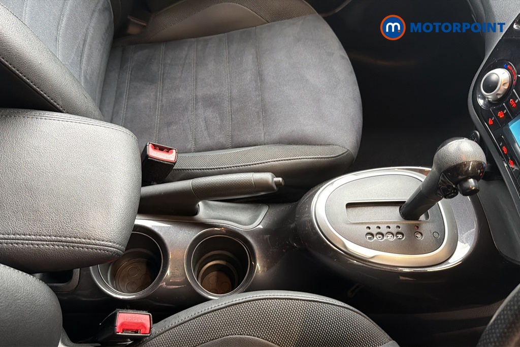 Nissan Juke N-Connecta Automatic Petrol SUV - Stock Number (1646592) - 15th supplementary image