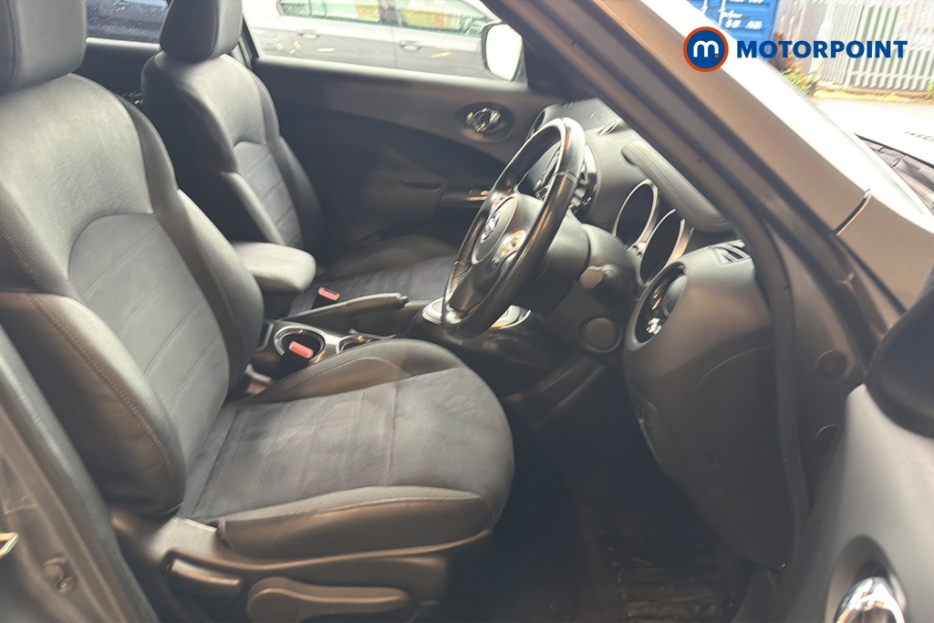 Nissan Juke N-Connecta Automatic Petrol SUV - Stock Number (1646592) - 22nd supplementary image