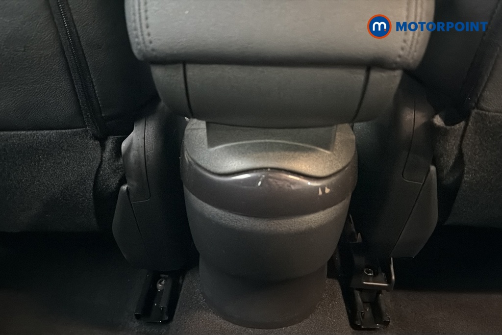 Nissan Juke N-Connecta Automatic Petrol SUV - Stock Number (1646592) - 28th supplementary image