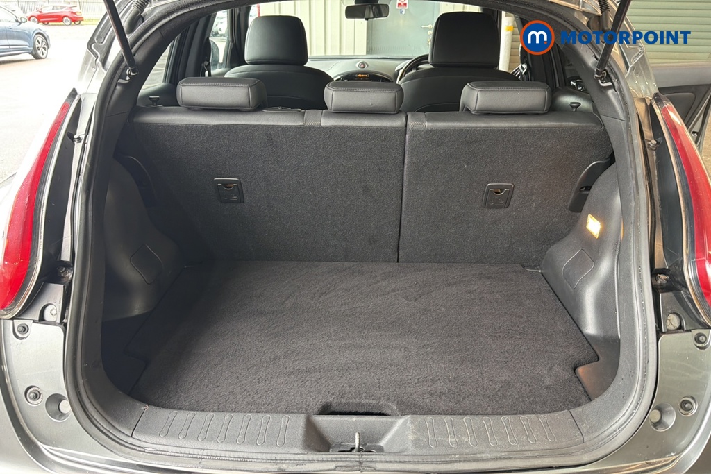 Nissan Juke N-Connecta Automatic Petrol SUV - Stock Number (1646592) - 30th supplementary image