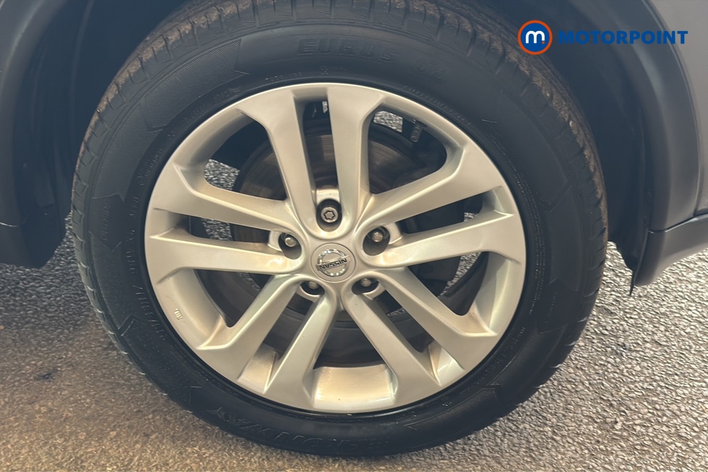 Nissan Juke N-Connecta Automatic Petrol SUV - Stock Number (1646592) - 47th supplementary image