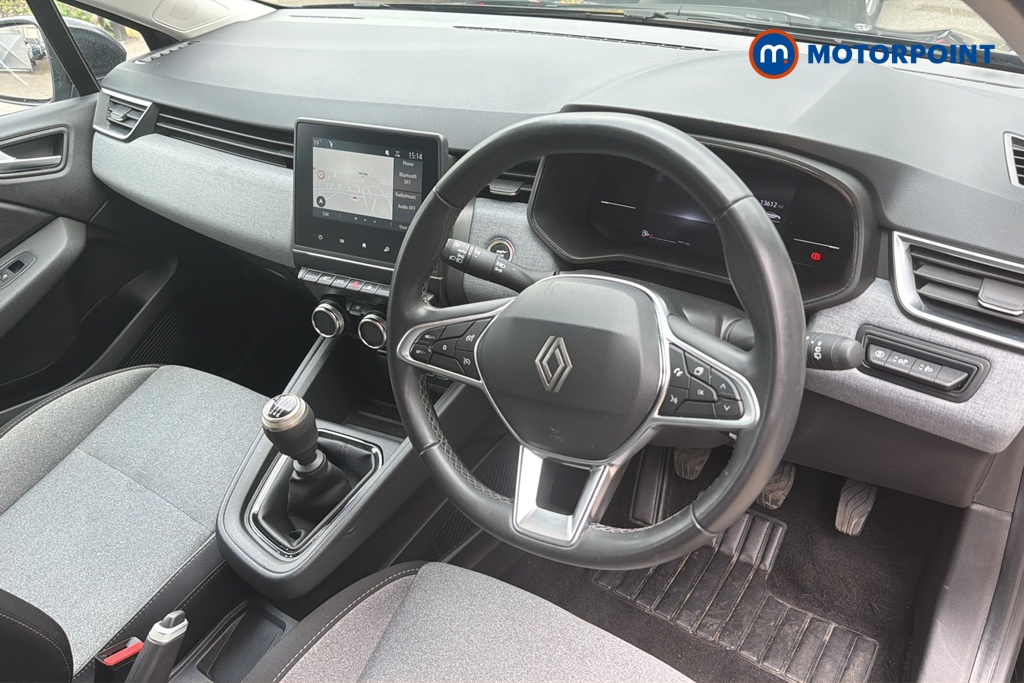 Renault Clio Evolution Manual Petrol Hatchback - Stock Number (1647930) - 1st supplementary image