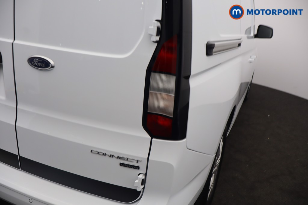 Ford Transit Connect Limited Automatic Petrol Plug-In Hybrid Panel Van - Stock Number (1649925) - 3rd supplementary image