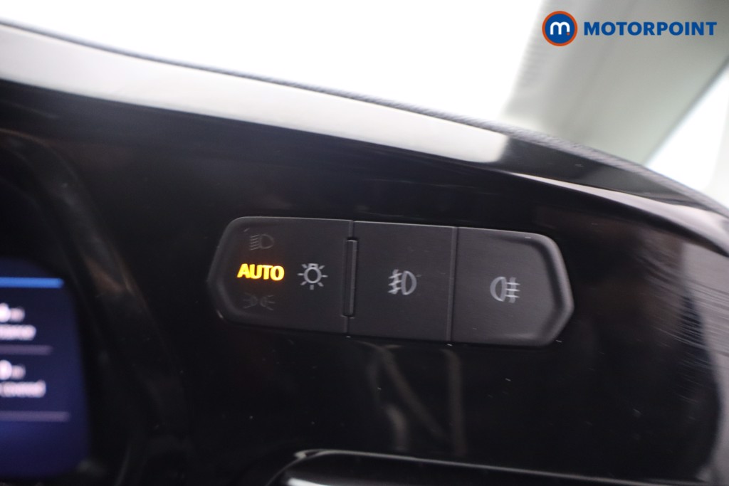 Ford Transit Connect Limited Automatic Petrol Plug-In Hybrid Panel Van - Stock Number (1649925) - 16th supplementary image