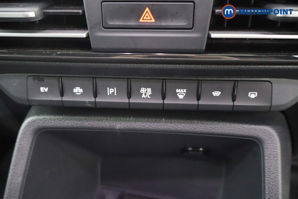 Ford Transit Connect Limited Automatic Petrol Plug-In Hybrid Panel Van - Stock Number (1649925) - 25th supplementary image