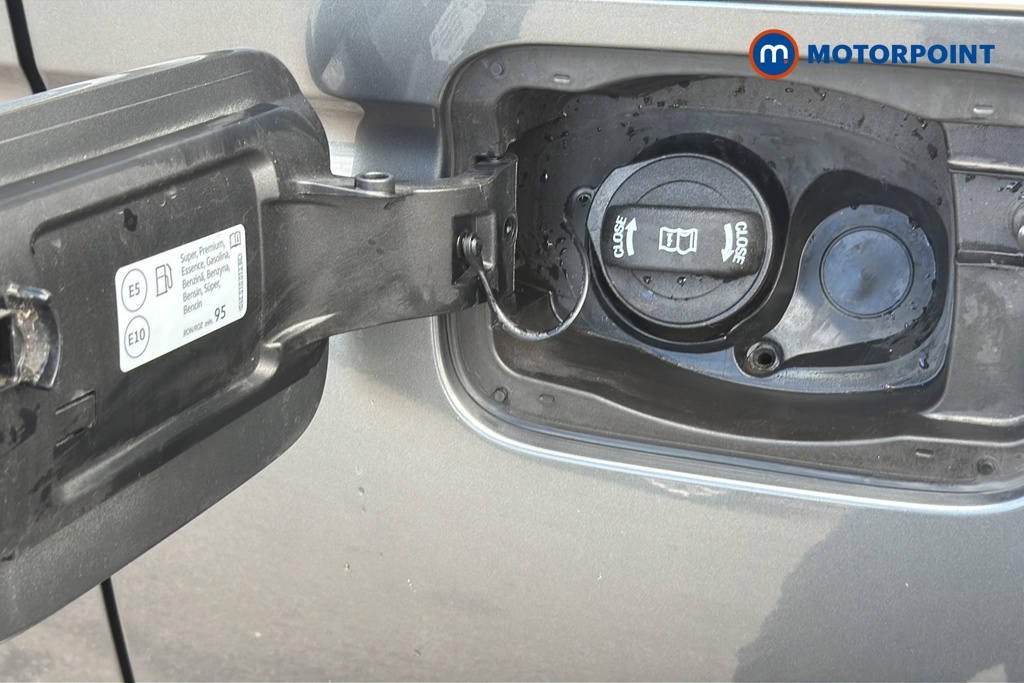 Ford Transit Connect Limited Automatic Petrol Plug-In Hybrid Panel Van - Stock Number (1649928) - 41st supplementary image