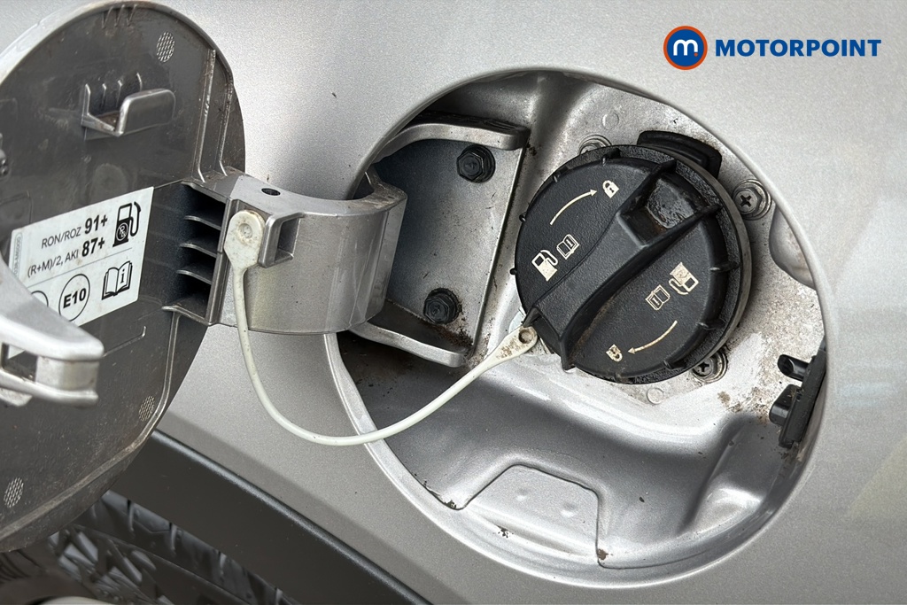 Hyundai Bayon Premium Automatic Petrol SUV - Stock Number (1650306) - 41st supplementary image