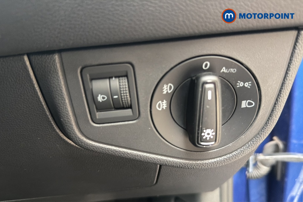 Volkswagen Polo R-Line Automatic Petrol Hatchback - Stock Number (1650831) - 11th supplementary image