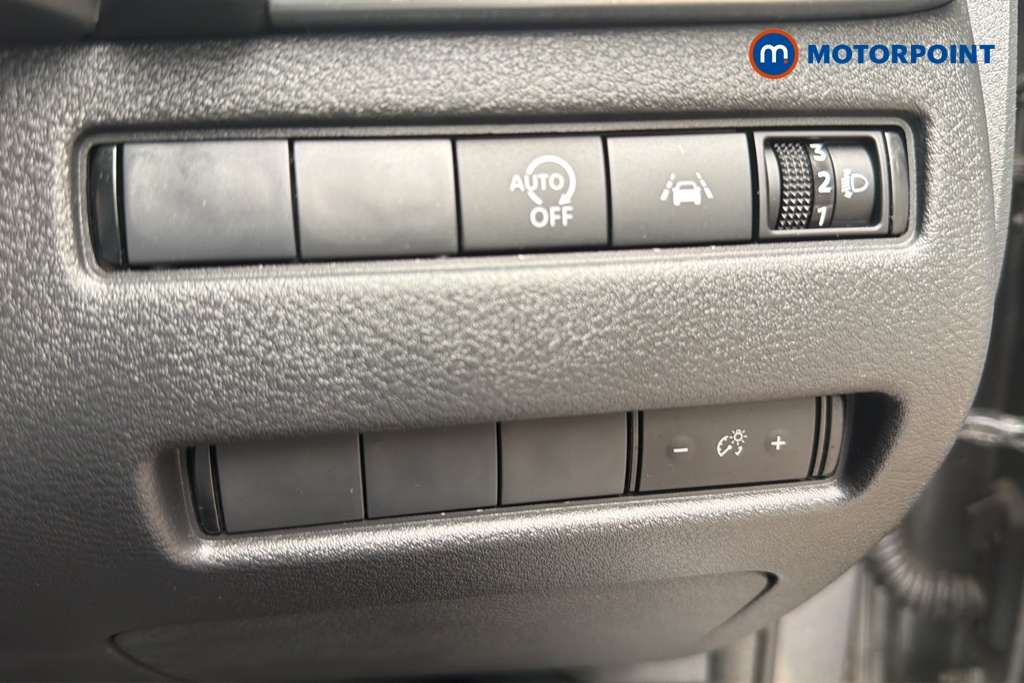 Nissan Qashqai Acenta Premium Manual Petrol SUV - Stock Number (1650859) - 11th supplementary image