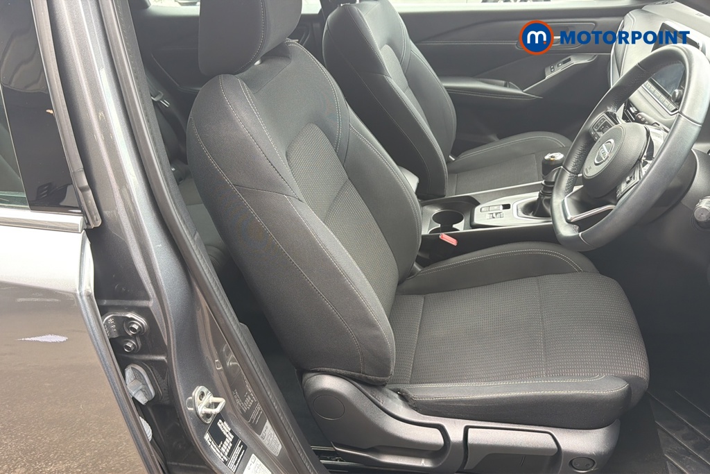 Nissan Qashqai Acenta Premium Manual Petrol SUV - Stock Number (1650859) - 22nd supplementary image