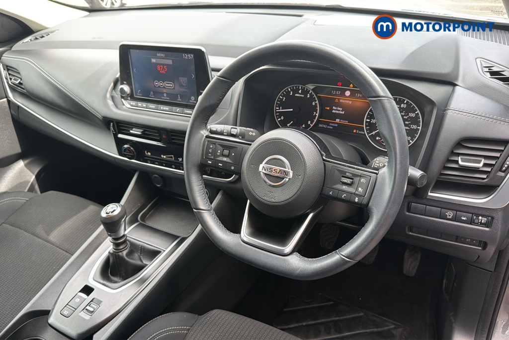 Nissan Qashqai Acenta Premium Manual Petrol SUV - Stock Number (1650859) - 1st supplementary image