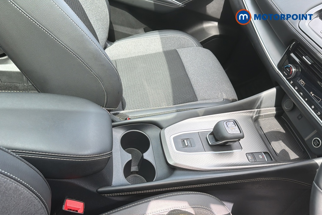 Nissan Qashqai N-Connecta Automatic Petrol SUV - Stock Number (1650861) - 15th supplementary image