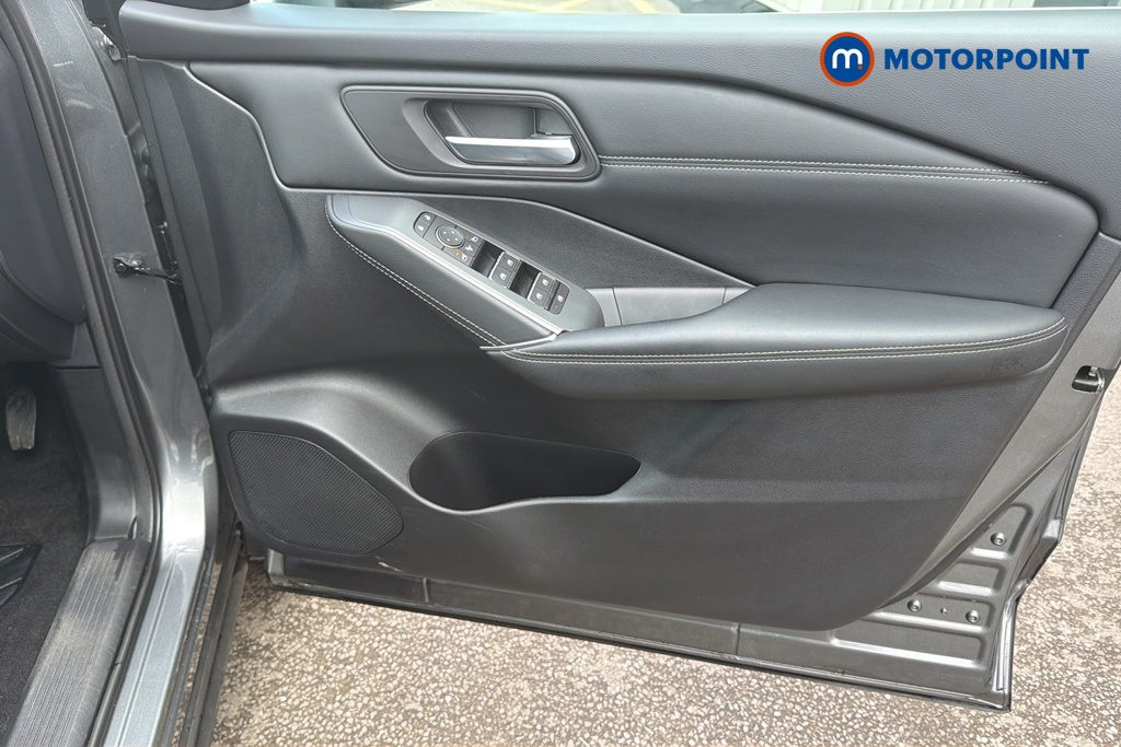 Nissan Qashqai N-Connecta Automatic Petrol SUV - Stock Number (1650861) - 18th supplementary image