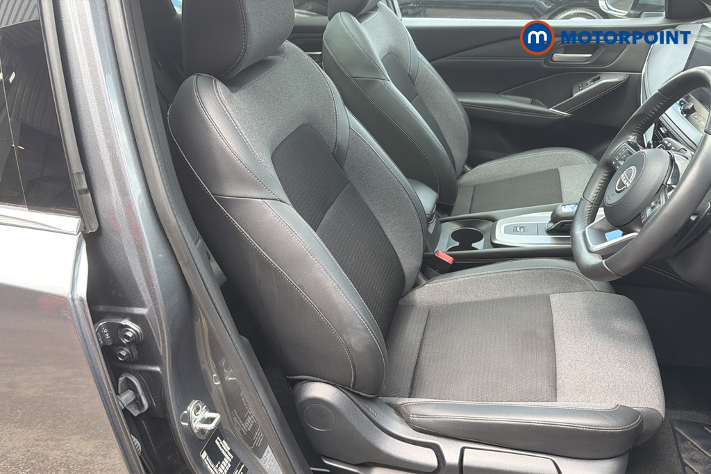 Nissan Qashqai N-Connecta Automatic Petrol SUV - Stock Number (1650861) - 22nd supplementary image