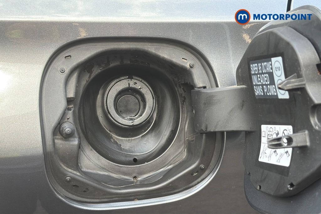 Nissan Qashqai N-Connecta Automatic Petrol SUV - Stock Number (1650861) - 41st supplementary image