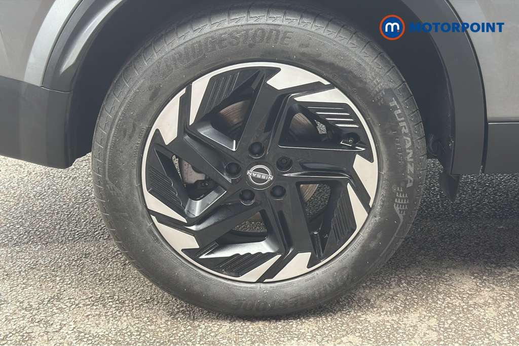 Nissan Qashqai N-Connecta Automatic Petrol SUV - Stock Number (1650861) - 46th supplementary image