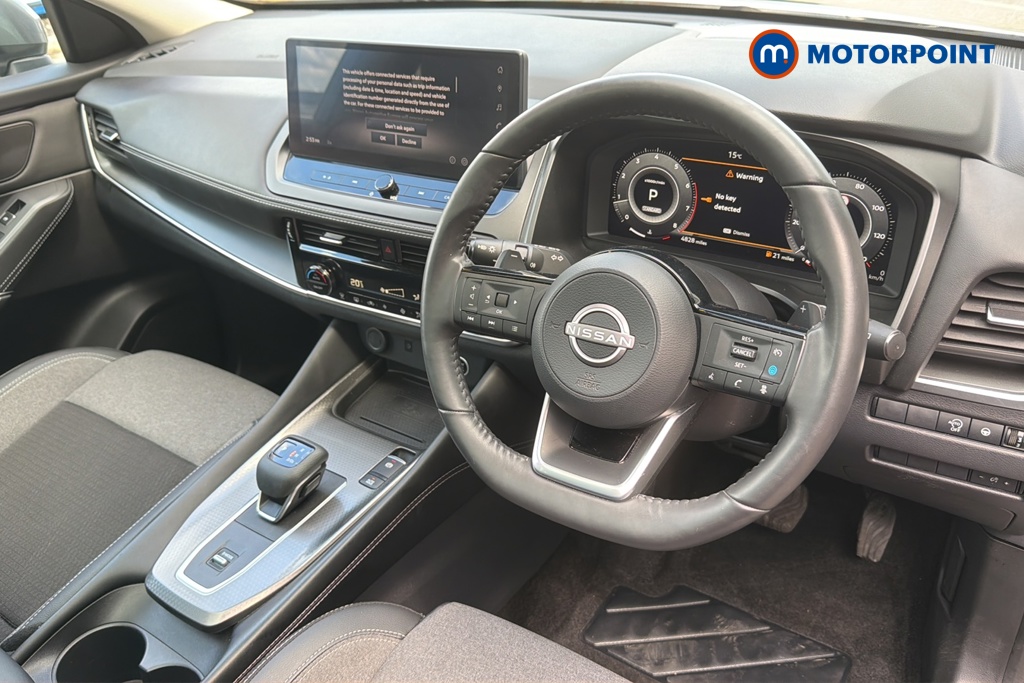 Nissan Qashqai N-Connecta Automatic Petrol SUV - Stock Number (1650861) - 1st supplementary image