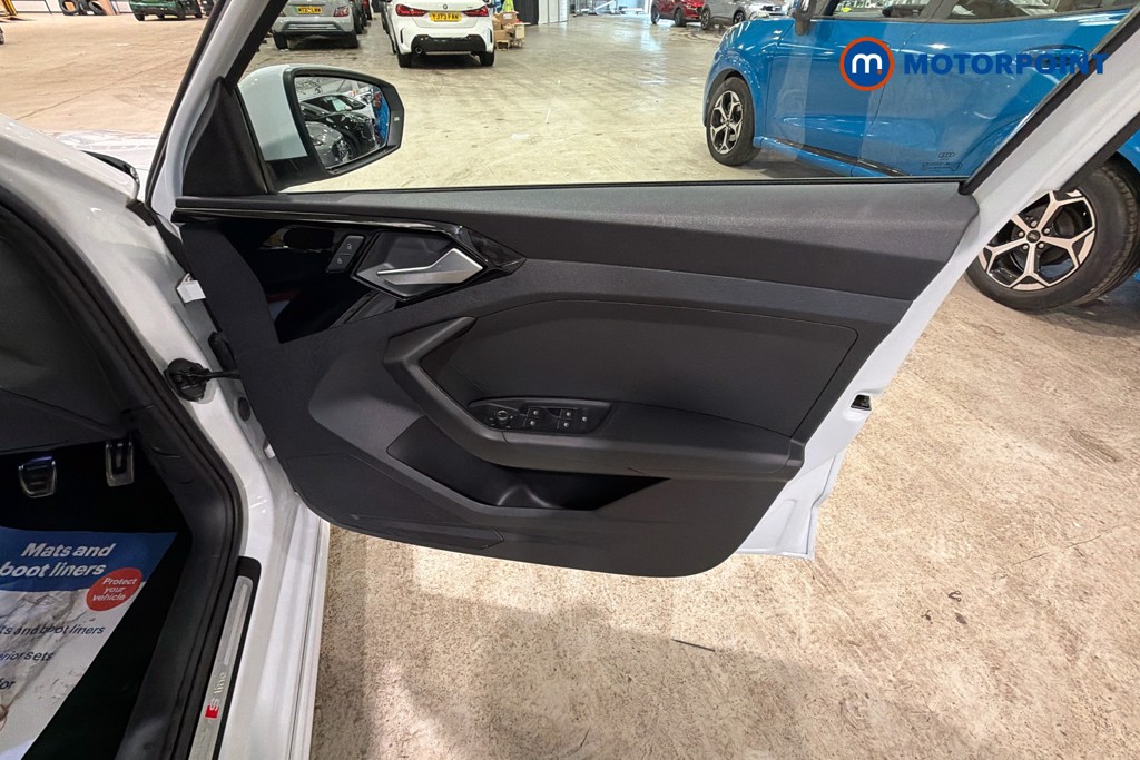 Audi A1 S Line Manual Petrol Hatchback - Stock Number (1601073) - 19th supplementary image