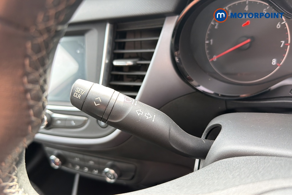 Vauxhall Crossland Se Edition Manual Petrol SUV - Stock Number (1611018) - 5th supplementary image