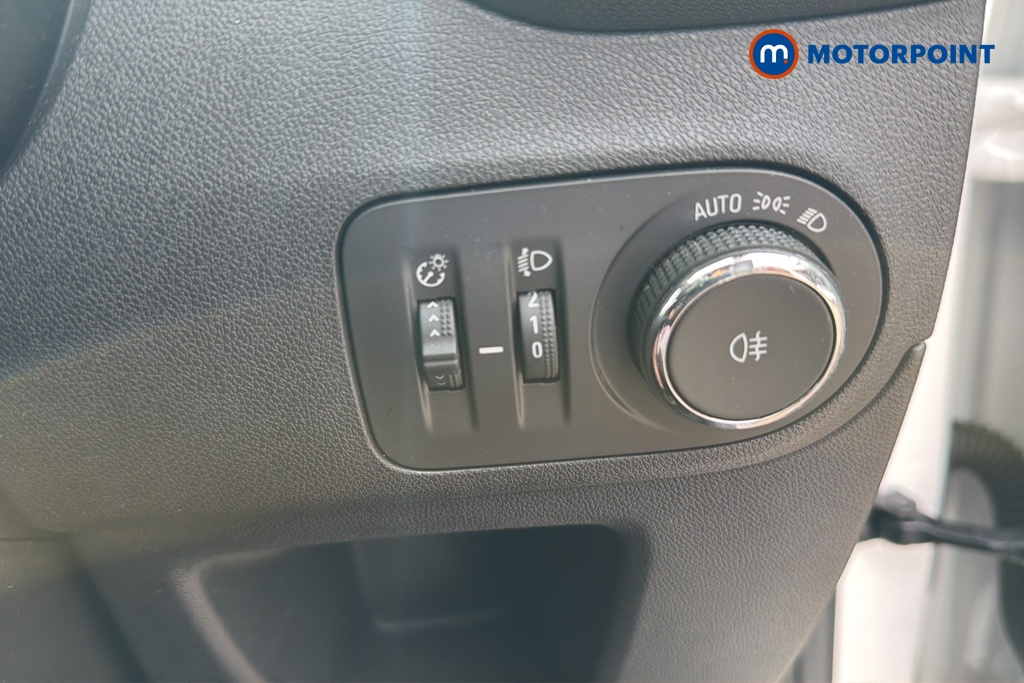 Vauxhall Crossland Se Edition Manual Petrol SUV - Stock Number (1611018) - 11th supplementary image