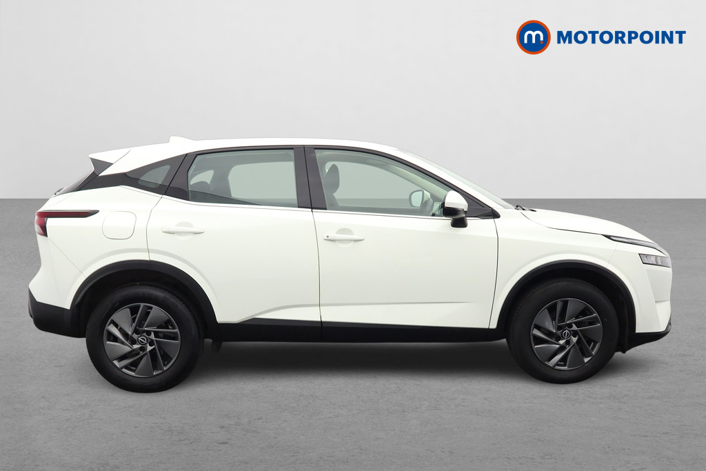 Nissan Qashqai Acenta Premium Automatic Petrol SUV - Stock Number (1636198) - Drivers side