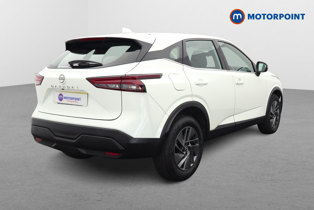 Nissan Qashqai Acenta Premium Automatic Petrol SUV - Stock Number (1636198) - Drivers side rear corner