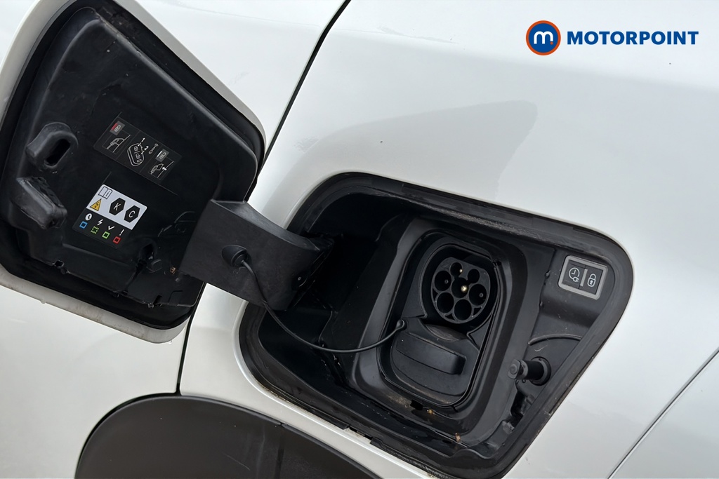 Peugeot 2008 GT Automatic Electric SUV - Stock Number (1645946) - 41st supplementary image