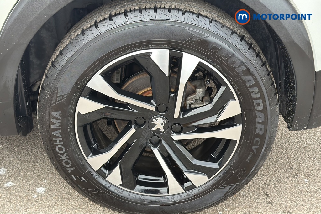 Peugeot 2008 GT Automatic Electric SUV - Stock Number (1645946) - 45th supplementary image